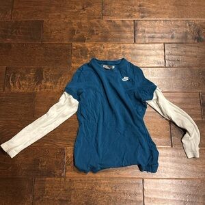 Ladies NIKE LS top